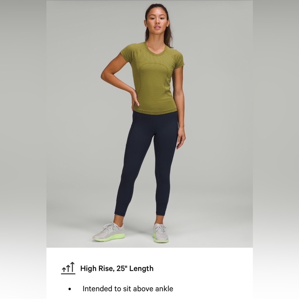 Lululemon Invigorate High-Rise Tight 25" in Ripened Raspberry Size 12 - Picture 10 of 14